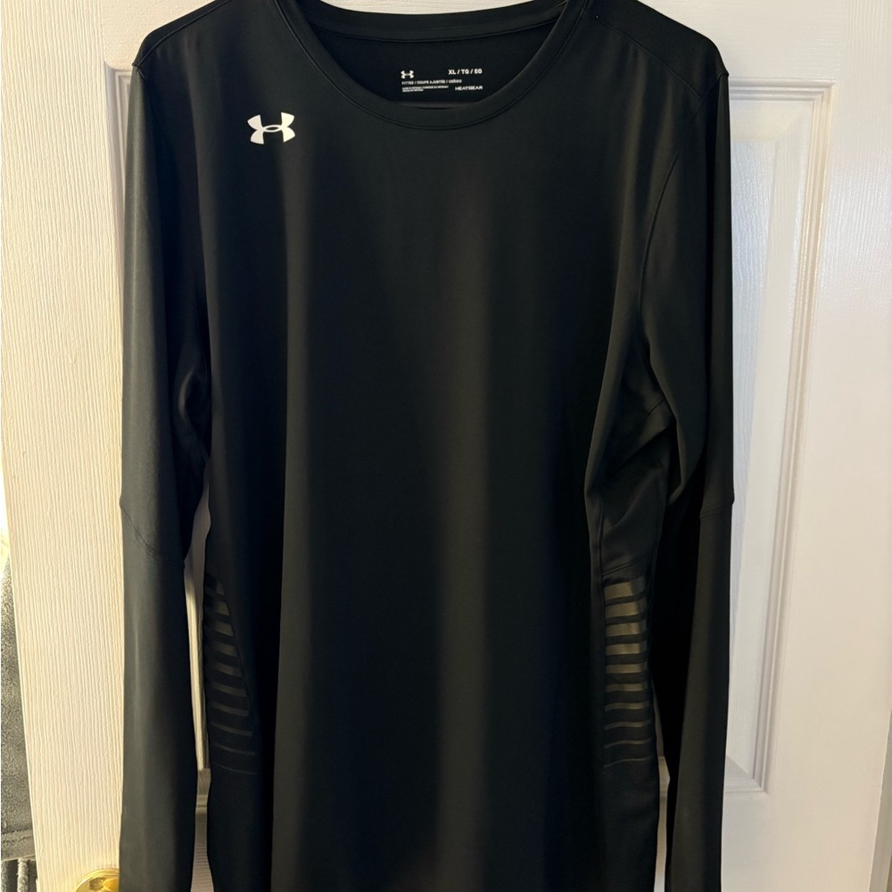 Under Armour Black Long Sleeve Top